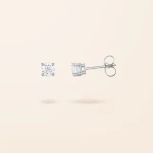 14K Gold Diamond Stud Earrings (0.10ct total weight)