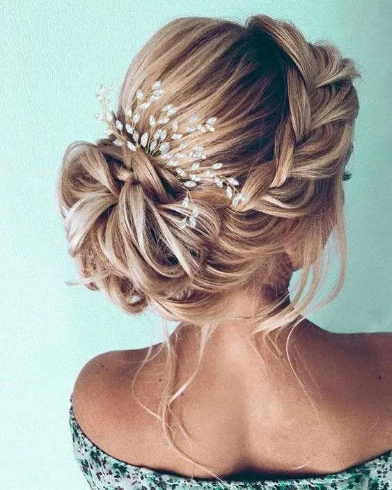 Bridal Hair Comb.