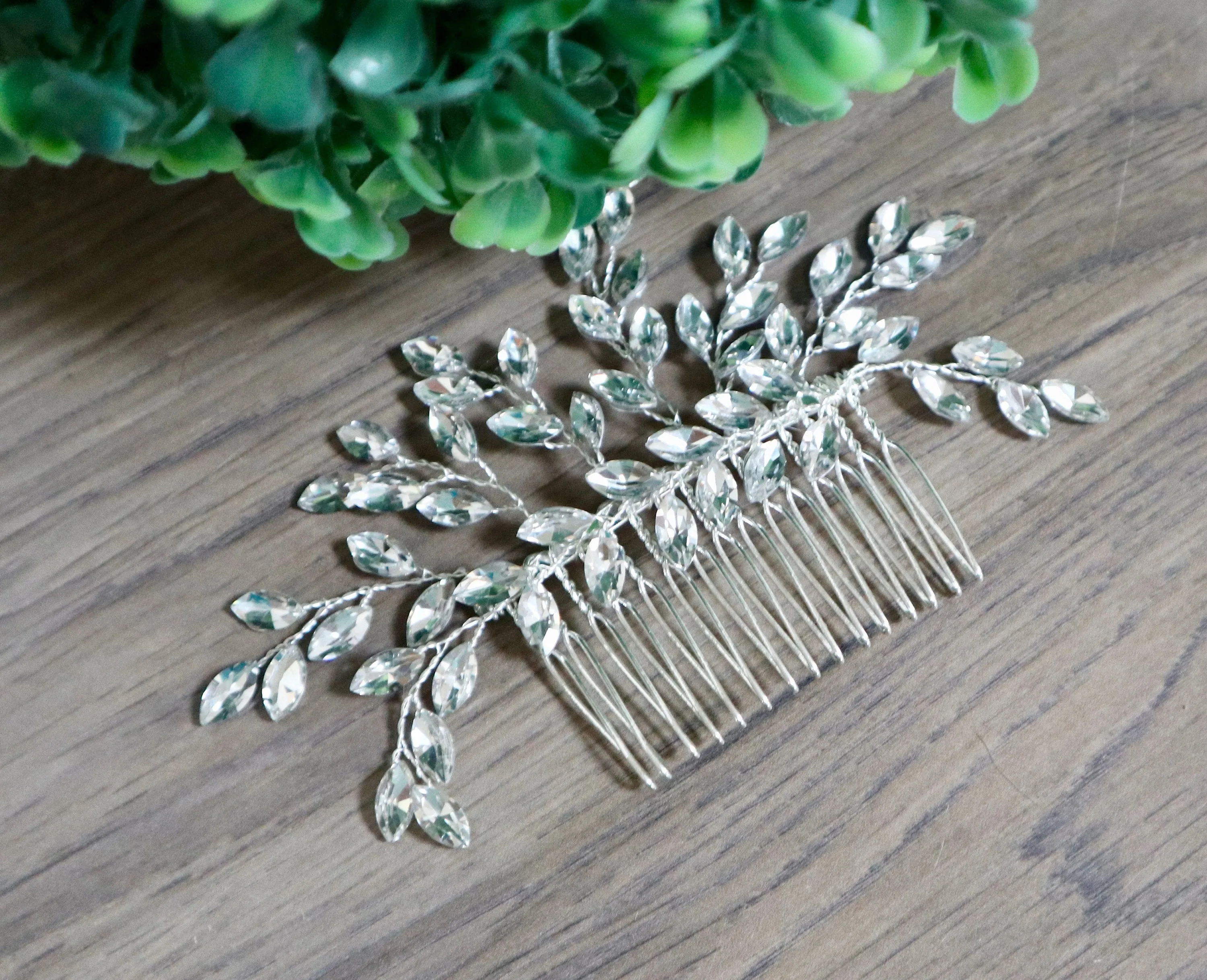 Bridal Hair Comb.
