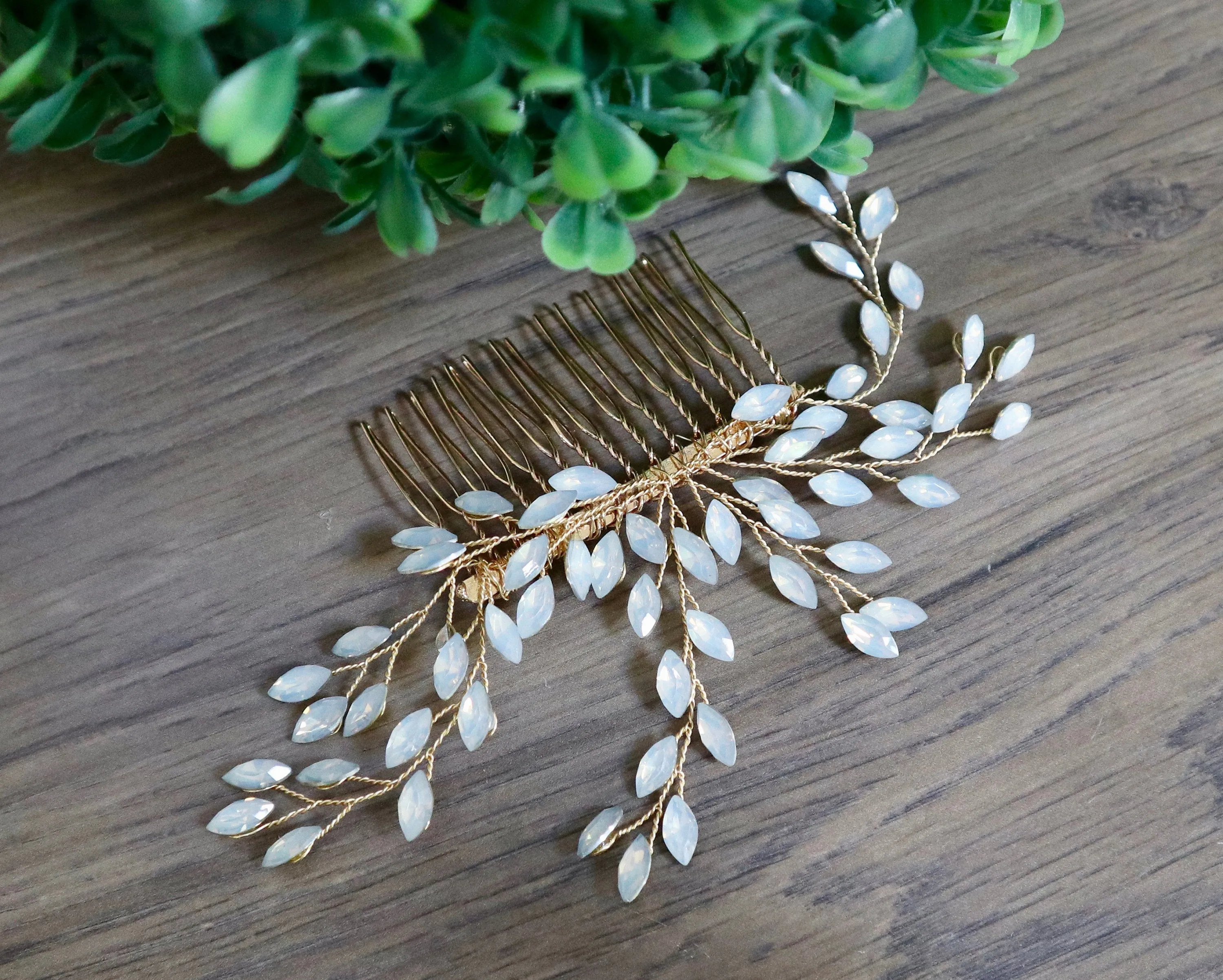 Bridal Hair Comb.
