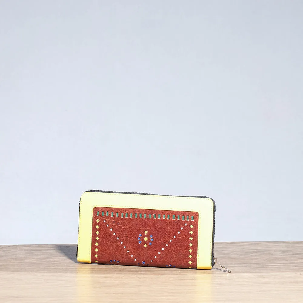 Brown - Handcrafted Kutch Leather Wallet