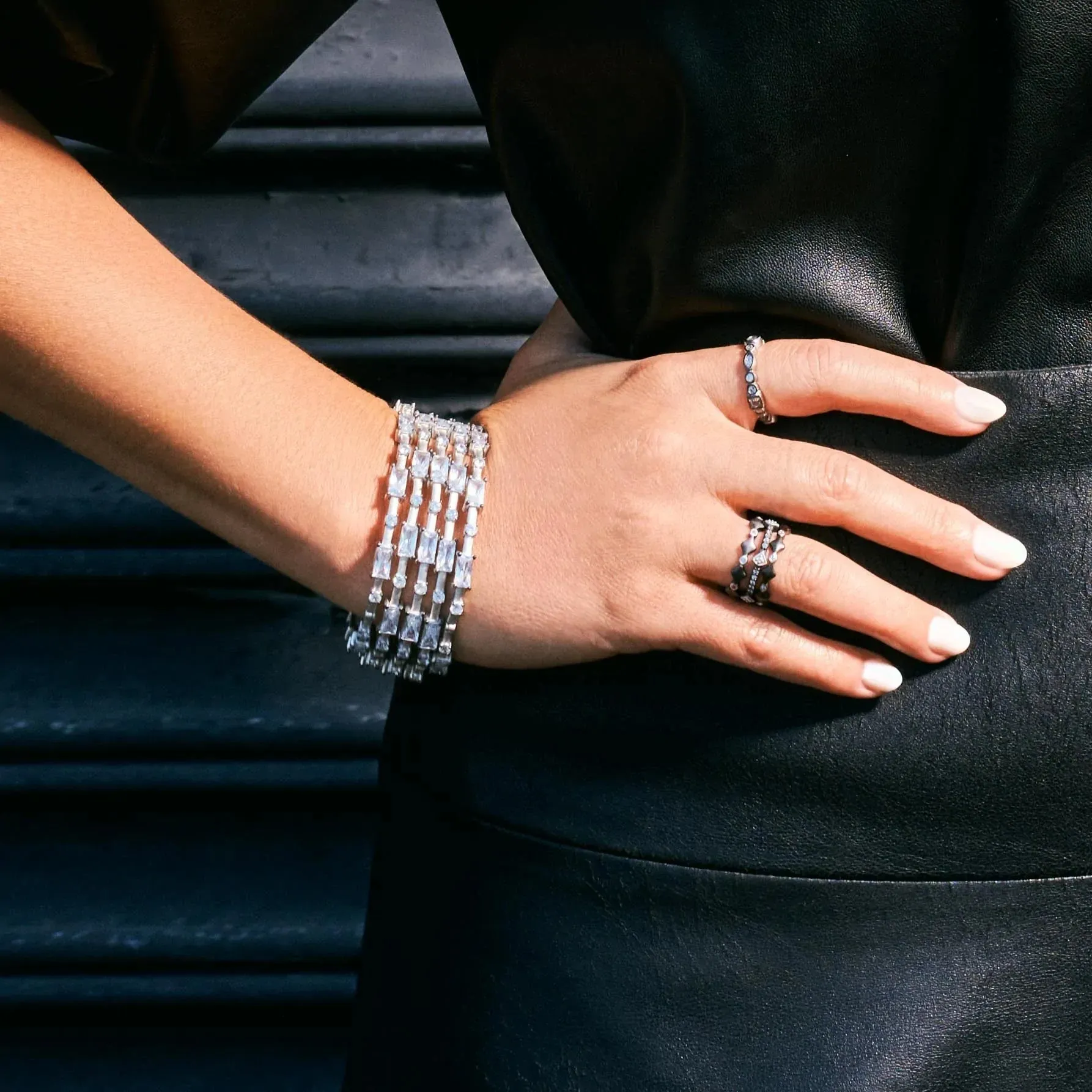 Cobblestone Hinge Bangle