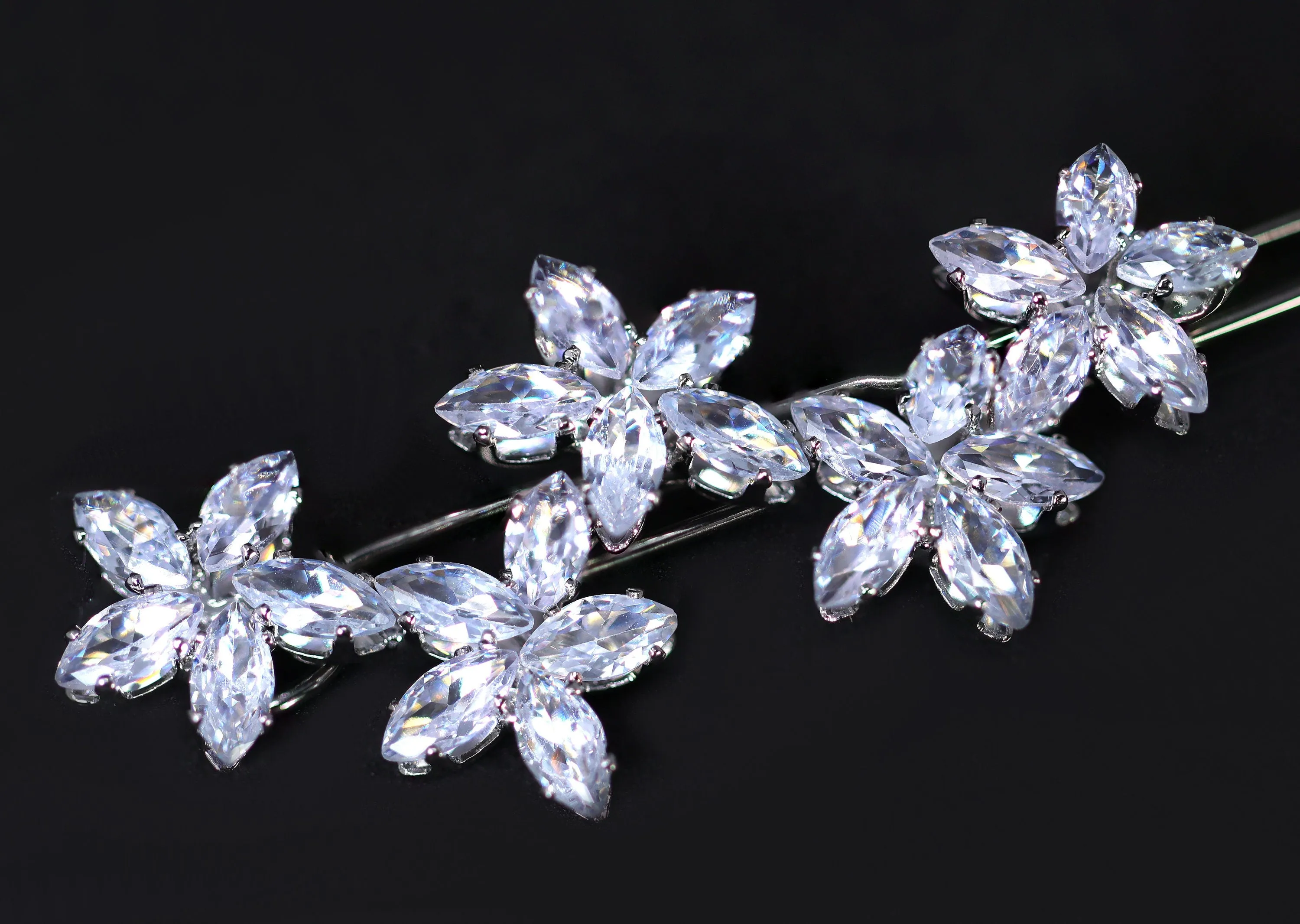 Dainty Shooting Star CZ Hair Clip, Bridal Hair Accessories, Bridesmaid Gift, Wedding Hair Accessory, Bridal Peach Hair Clip