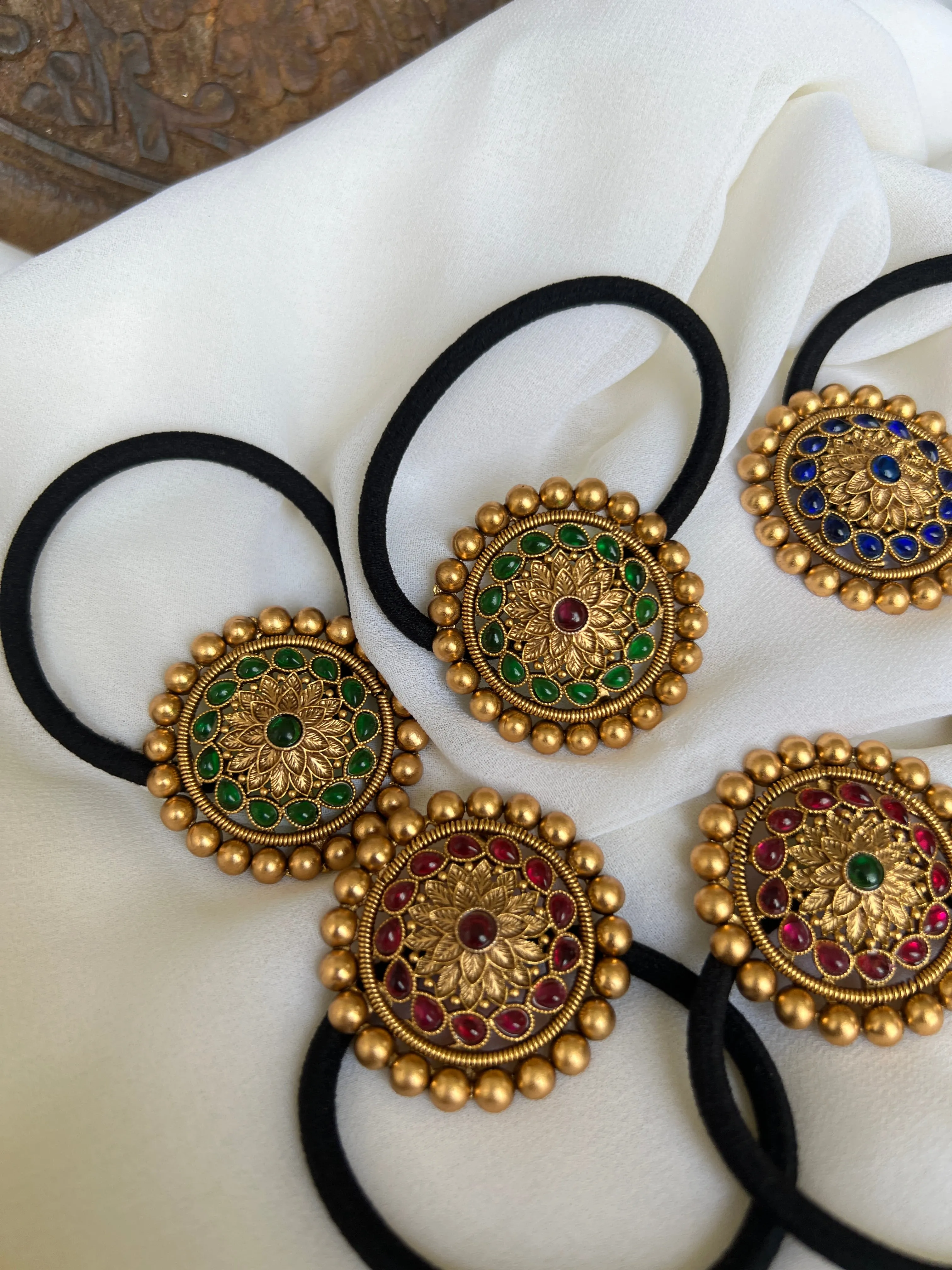 Kemp flower hair ties