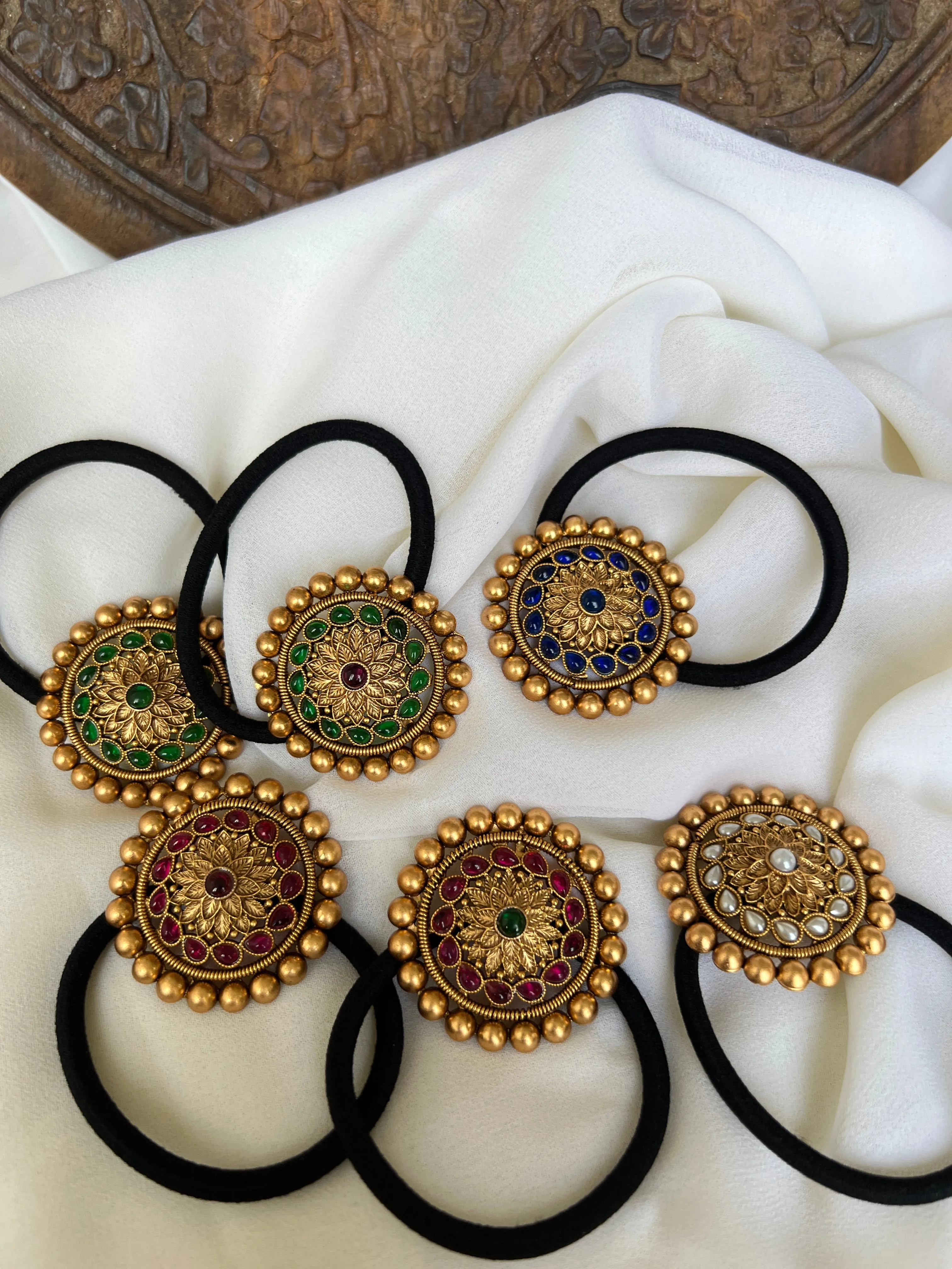 Kemp flower hair ties