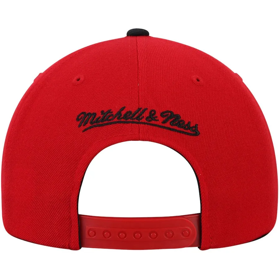 Mitchell & Ness NBA Chicago Bulls Core Basic Snapback