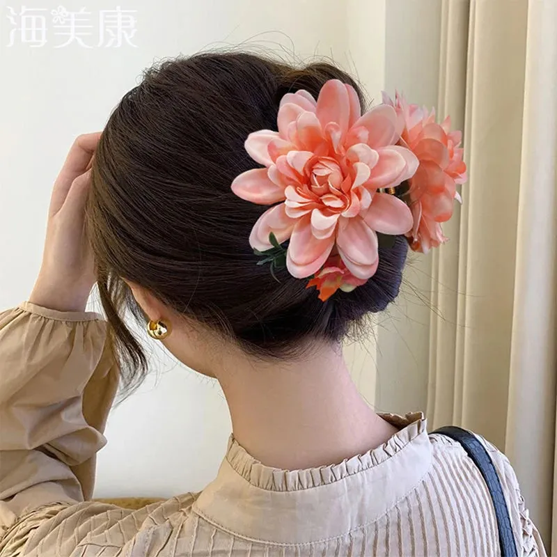 TAVIMART  -  Haimeikang Fashion Berry Flower Hair Claw Hair Clip Claws Romantic Hair Crab Hairpins Women Girls Hair Accessories